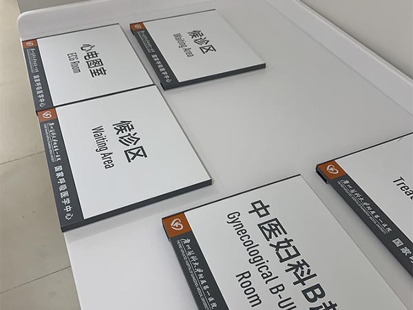 金屬不銹鋼變形桌椅